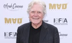 حسين فهمي: رفضنا رعاية شركات المقاطعة لمهرجان القاهرة السينمائي